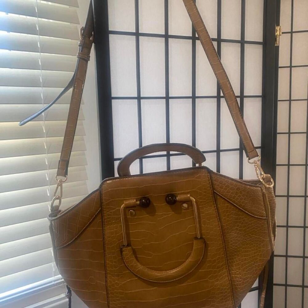 Unbranded Women's Tan and Brown Bag